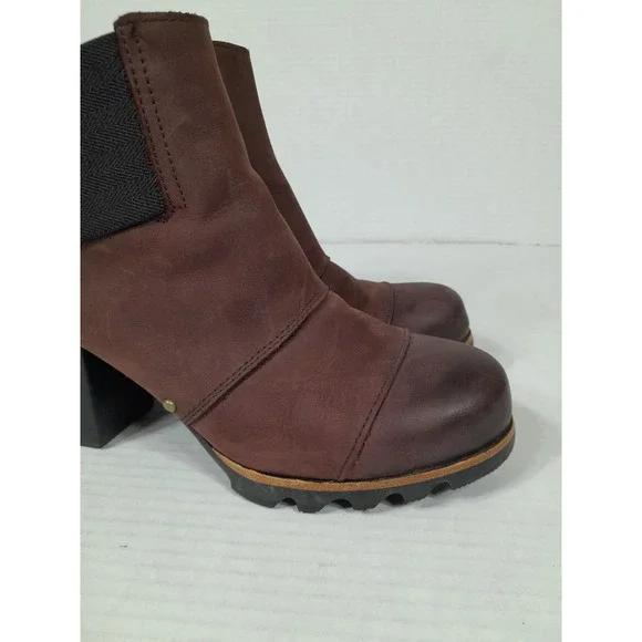 Sorel Brown Ankle Boots with Black Heel - Picture 10 of 13